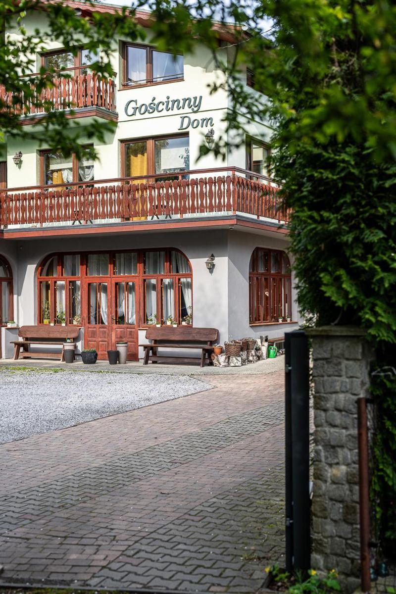 Goscinny Dom Устрон Екстериор снимка
